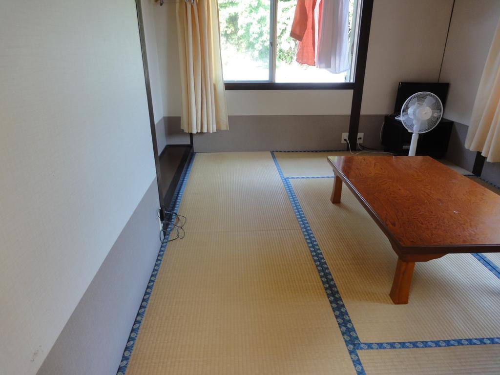 Kuroemuso Hotel Katsuura  Buitenkant foto